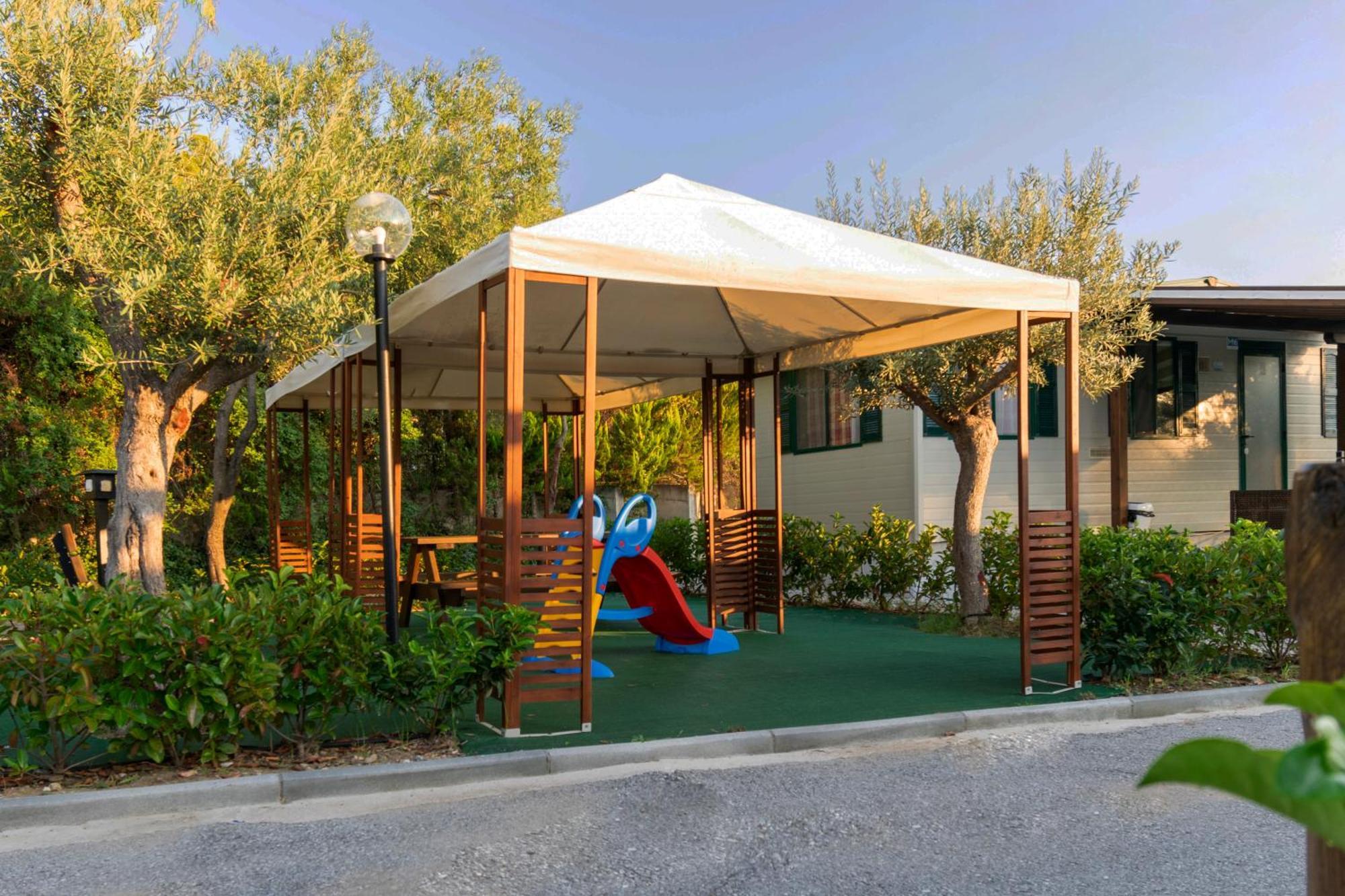 Camping Castello Néos Marmarás Exterior foto